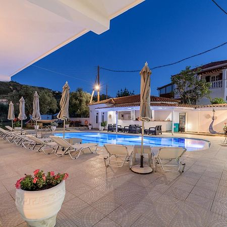 ארגאסי Denise Studios And Apartments מראה חיצוני תמונה