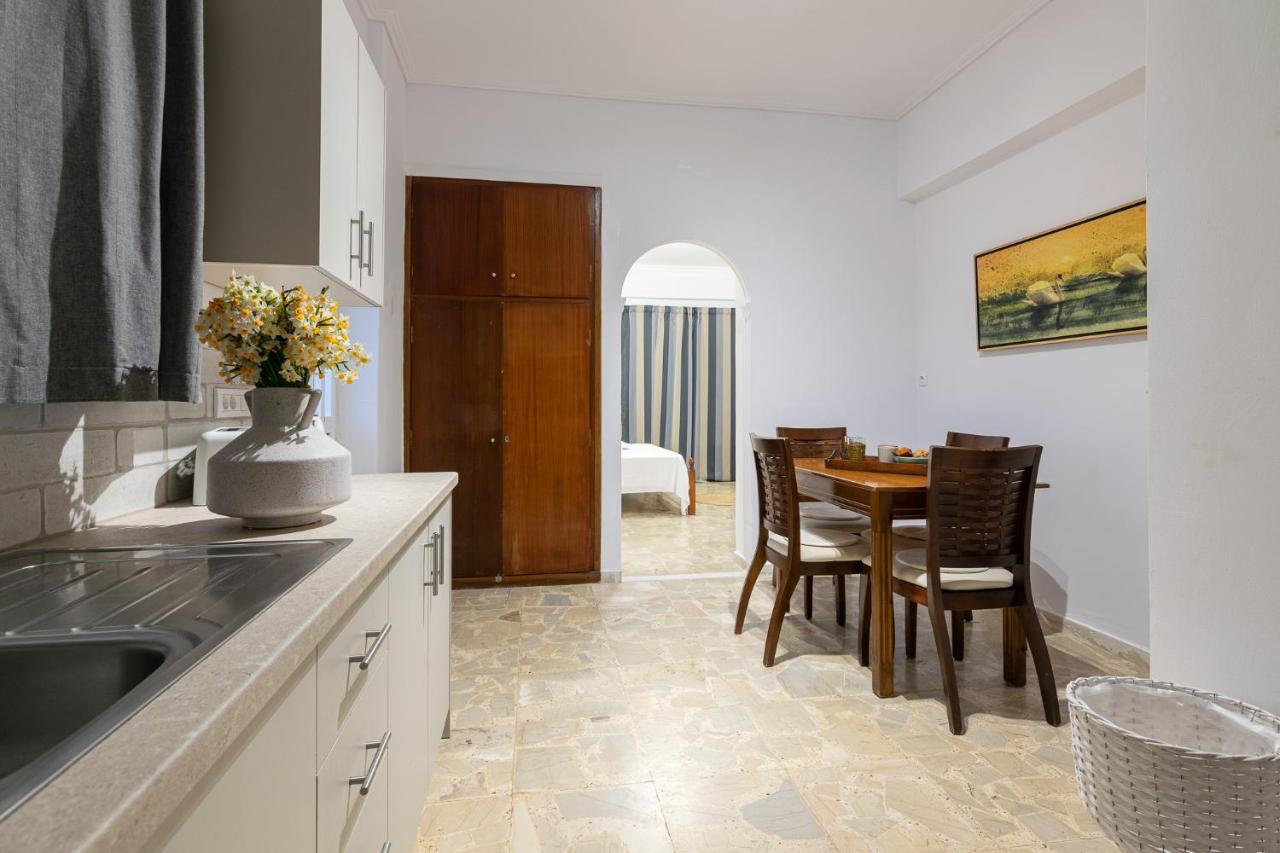 ארגאסי Denise Studios And Apartments מראה חיצוני תמונה