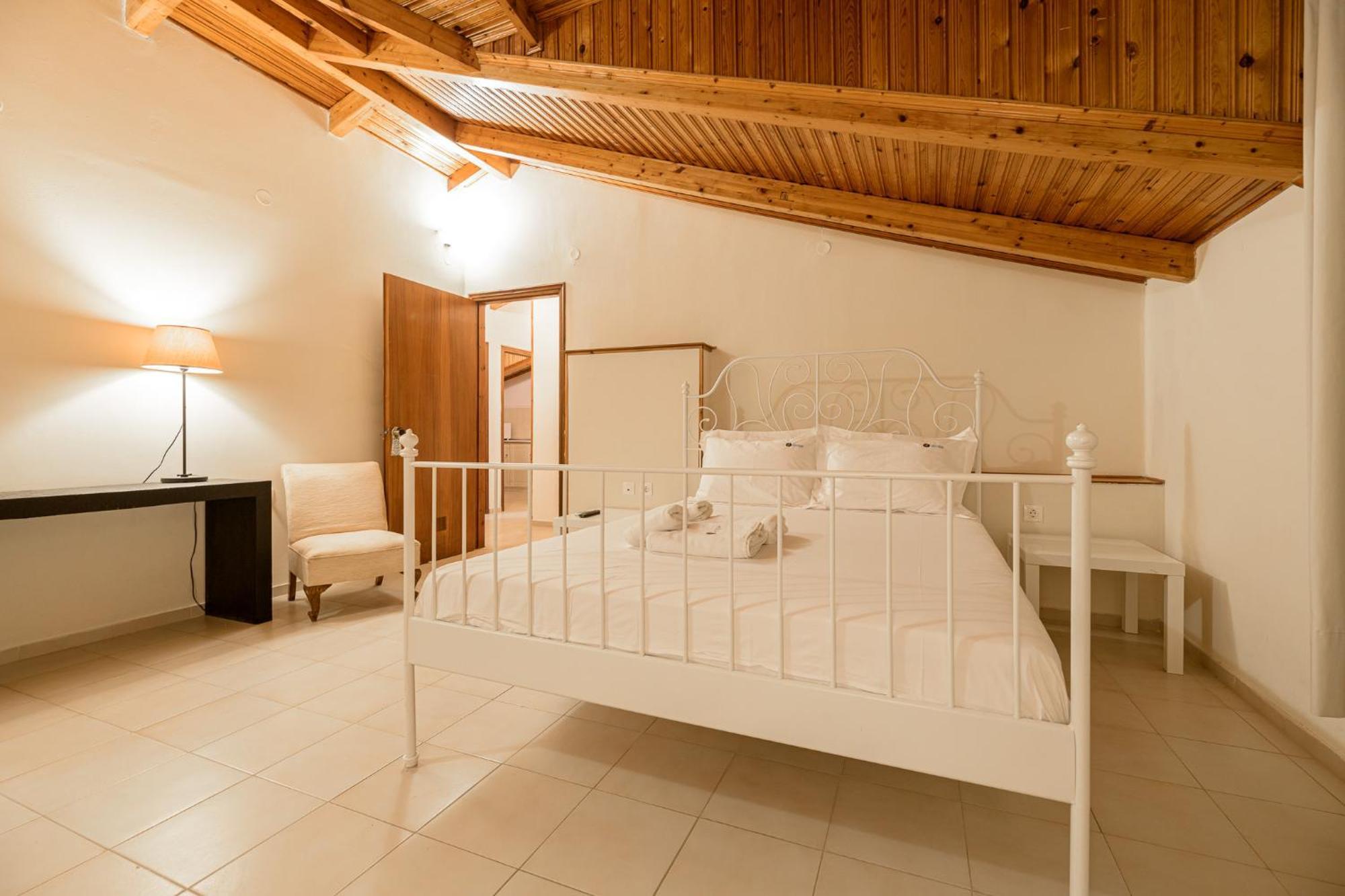 ארגאסי Denise Studios And Apartments מראה חיצוני תמונה