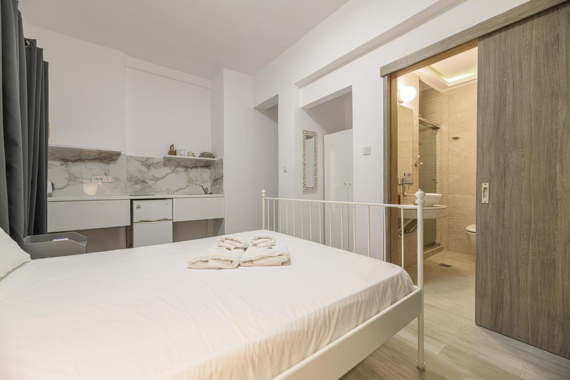 ארגאסי Denise Studios And Apartments מראה חיצוני תמונה