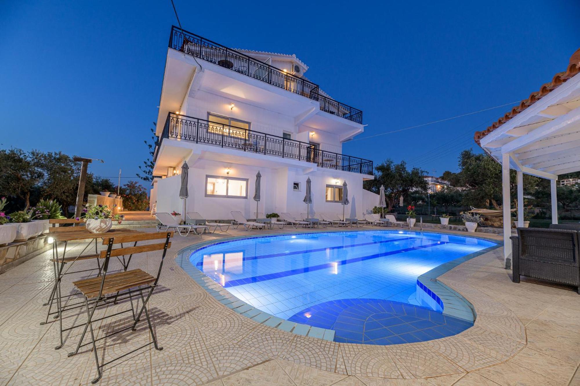 ארגאסי Denise Studios And Apartments מראה חיצוני תמונה