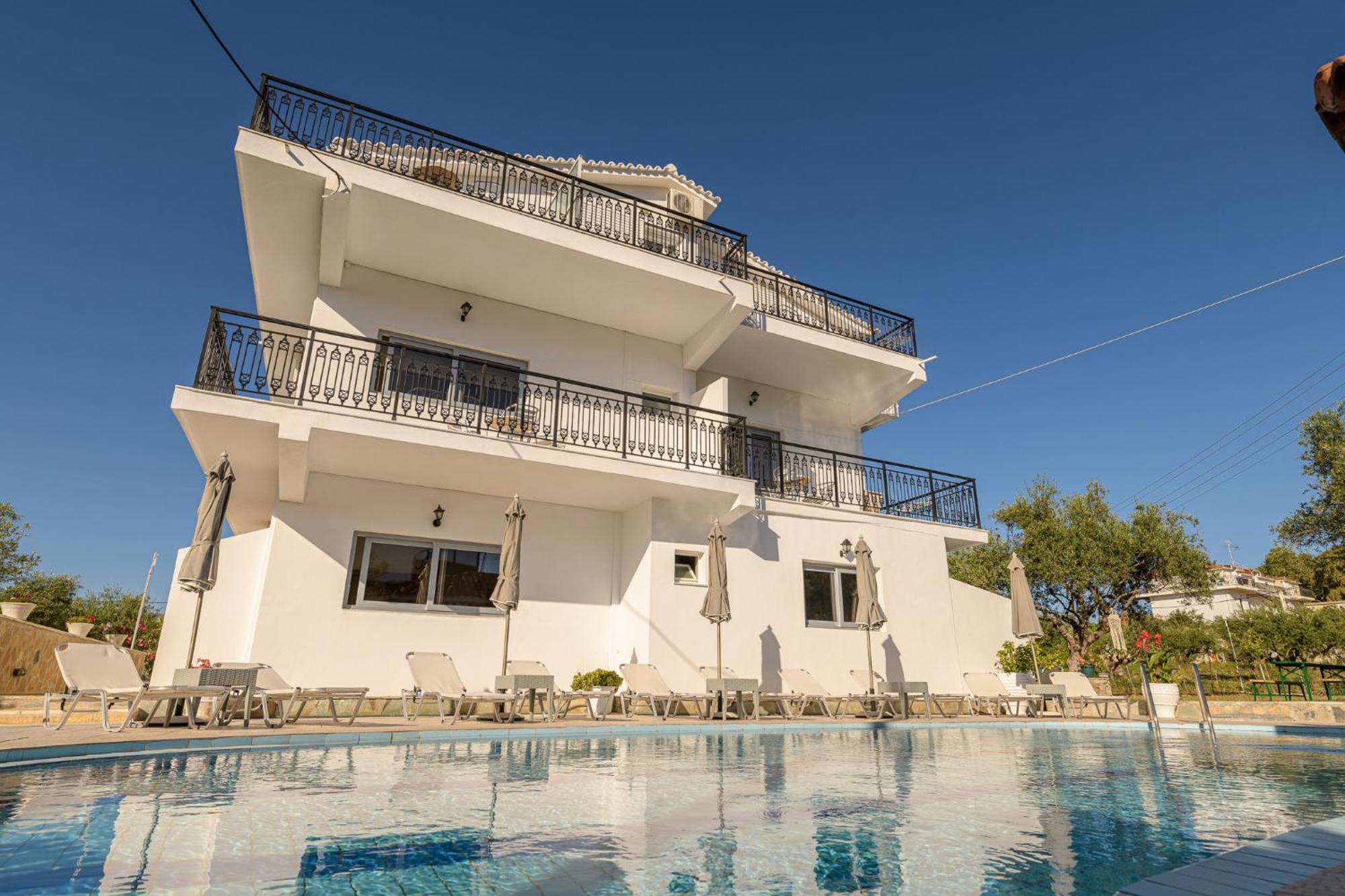 ארגאסי Denise Studios And Apartments מראה חיצוני תמונה