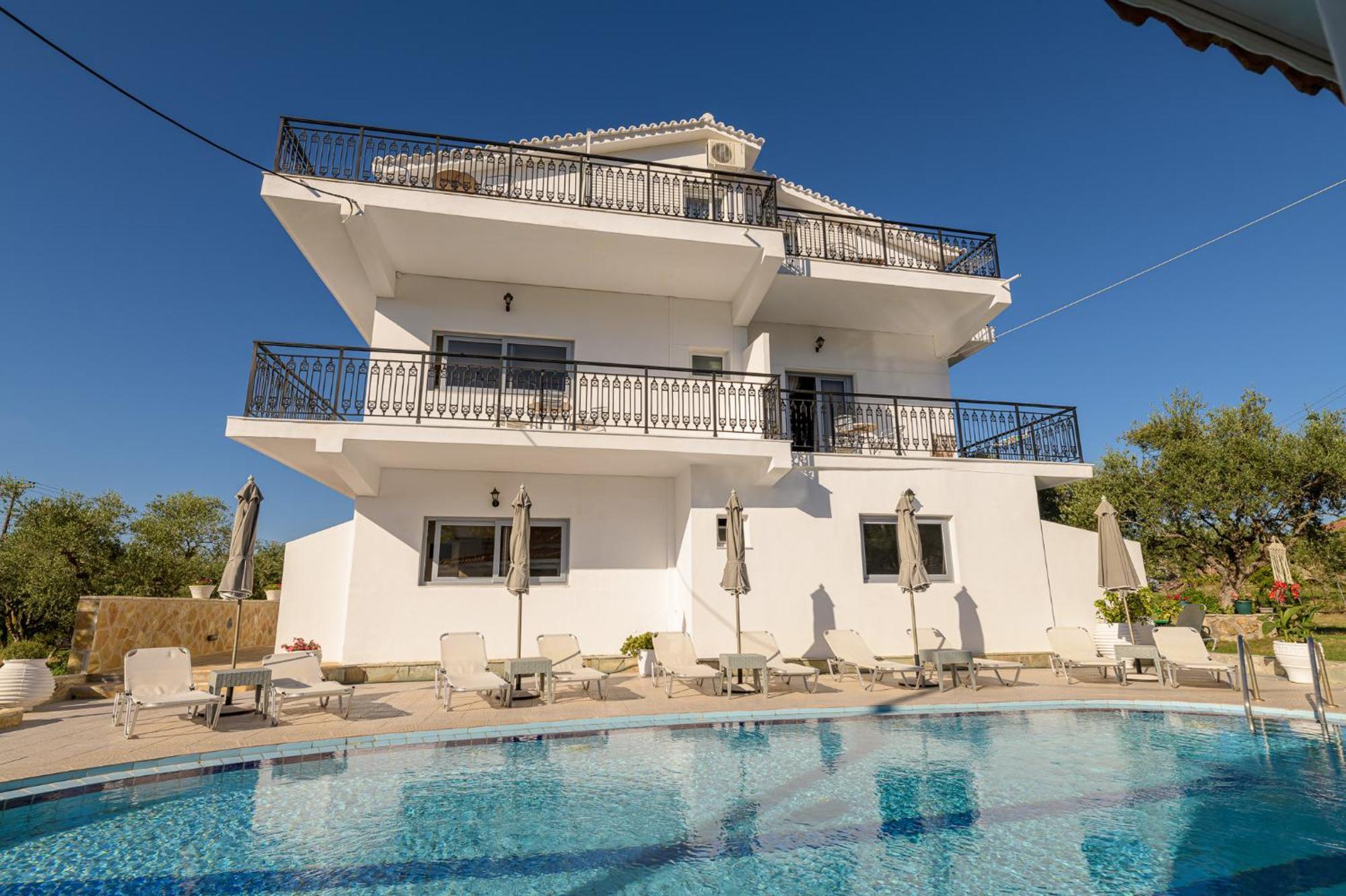 ארגאסי Denise Studios And Apartments מראה חיצוני תמונה