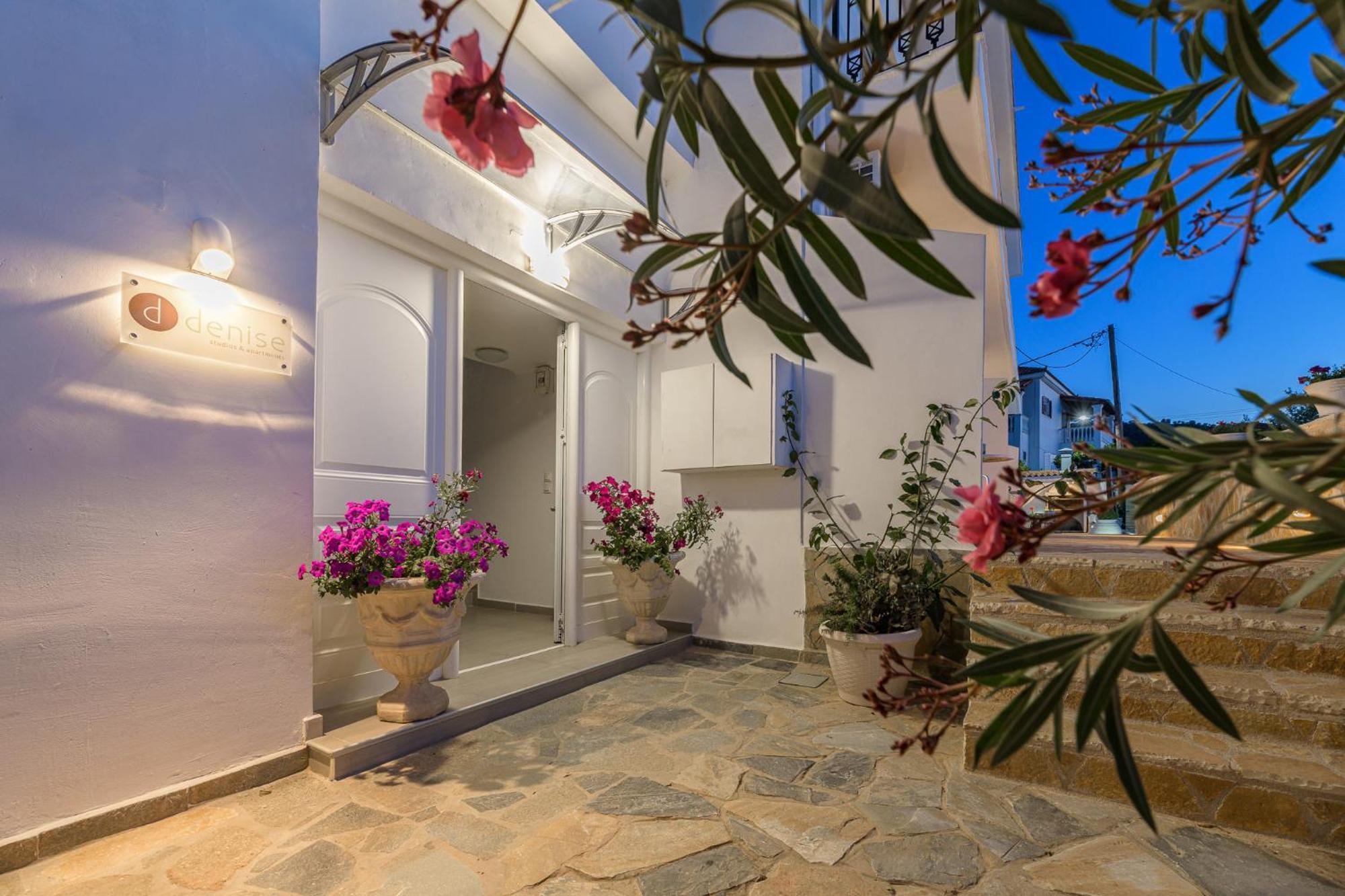 ארגאסי Denise Studios And Apartments מראה חיצוני תמונה